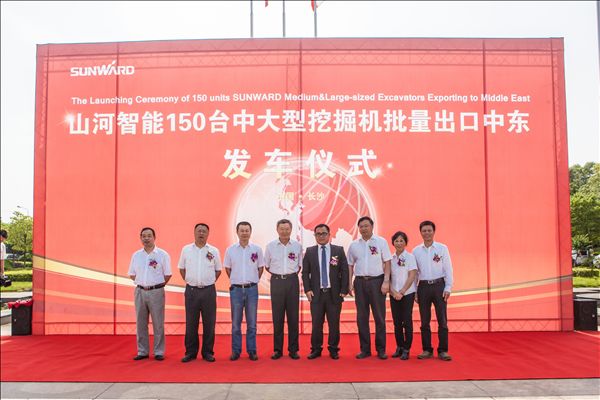 米兰网址智能150台中大型挖掘机批量出口中东