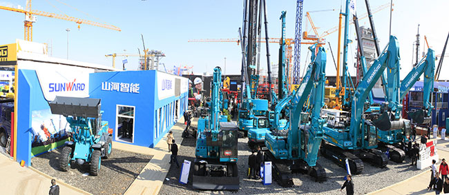 米兰网址智能宝马展用创新倾倒客户，现场签单两亿元