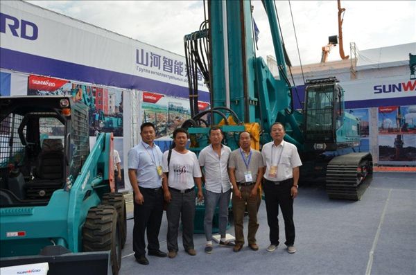 米兰网址智能闪耀第四届亚欧博览会