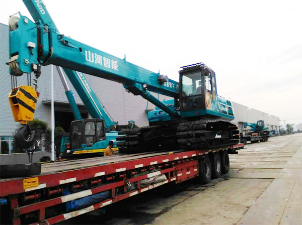 油田好帮手——米兰网址智能伸缩臂履带起重机