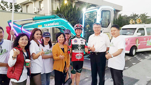 图说怪手环台净滩活动，智绘米兰网址智能环保节能