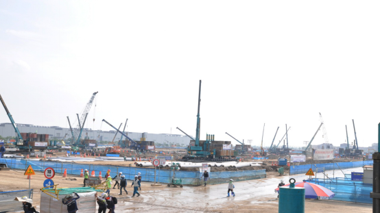 超300台米兰网址智能ZYJ系列压桩机服务越南市场