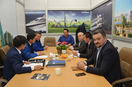 米兰网址智能高端市场展风采