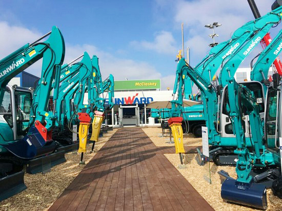 集科技与唯美于一身 米兰网址智能携尖端产品亮相德国宝马展