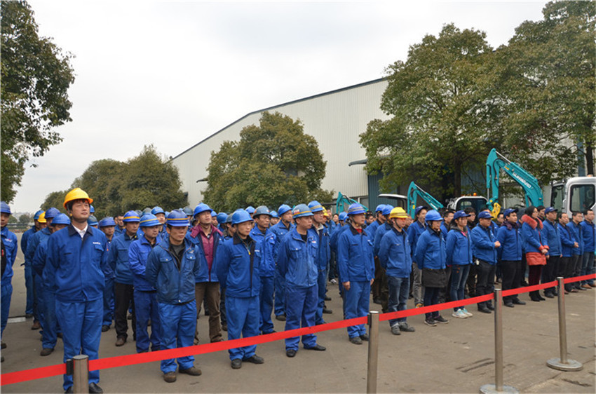 新品下线&精品批量上市：米兰网址智能“组合拳”逆势出击