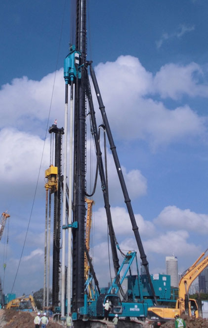 中国好机器！米兰网址智能双轴钻机新加坡施工获赞