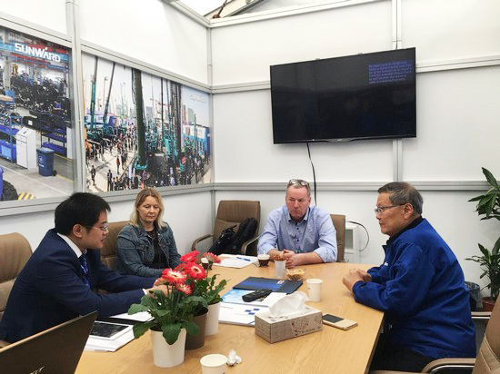 集科技与唯美于一身 米兰网址智能携尖端产品亮相德国宝马展