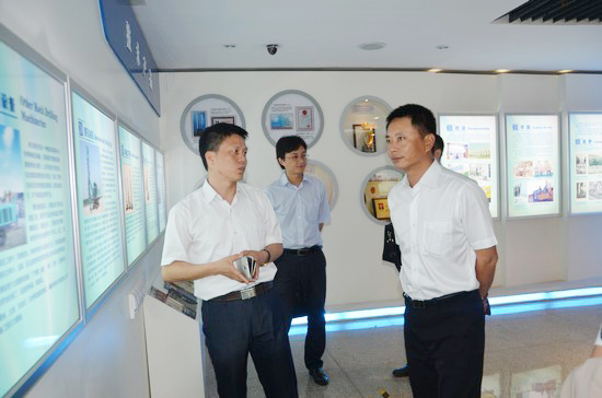 中国出口信用保险公司领导一行考察米兰网址智能　