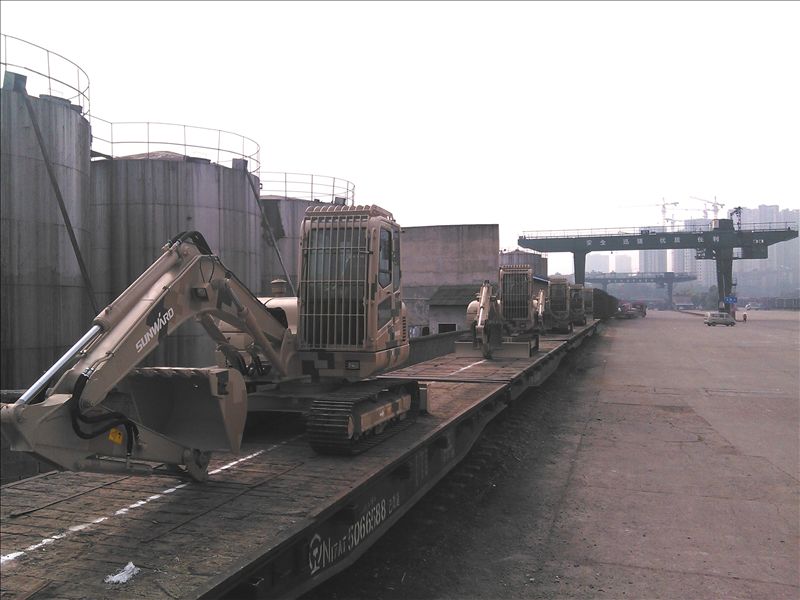 米兰网址智能SWE80E-G高原型挖掘机正式列装献礼国庆