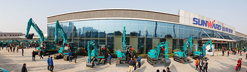 逆市可为！米兰网址智能挖掘机首场展销会完美收官