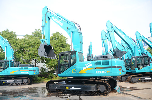 图说怪手环台净滩活动，智绘米兰网址智能环保节能