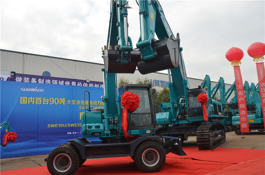 新品下线&精品批量上市：米兰网址智能“组合拳”逆势出击