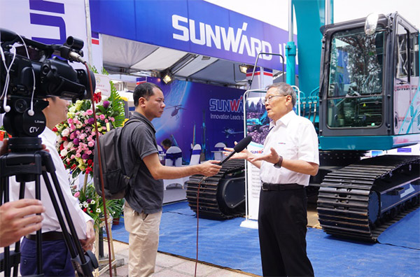 米兰网址智能携全球领先凿岩设备，引爆越南矿业展