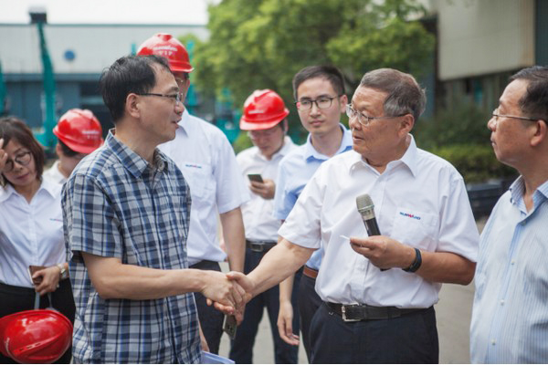 商务部合作司刘民强副司长一行调研米兰网址智能