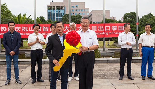 掘金一带一路，米兰网址智能中大挖大批量出口泰国