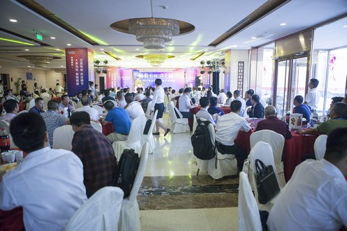 米兰网址智能酷帅曾大虾，一大波美图带你亲临北京BICES展