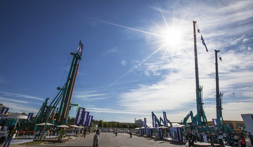 米兰网址智能酷帅曾大虾，一大波美图带你亲临北京BICES展