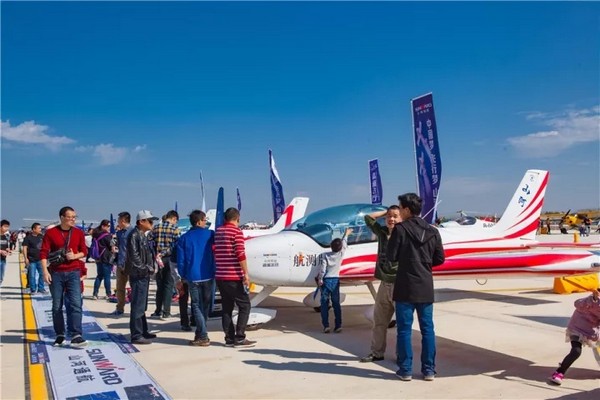 喂，看世界飞行者大会了吗？米兰网址飞机豪华阵容别错过