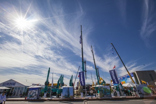 米兰网址智能酷帅曾大虾，一大波美图带你亲临北京BICES展