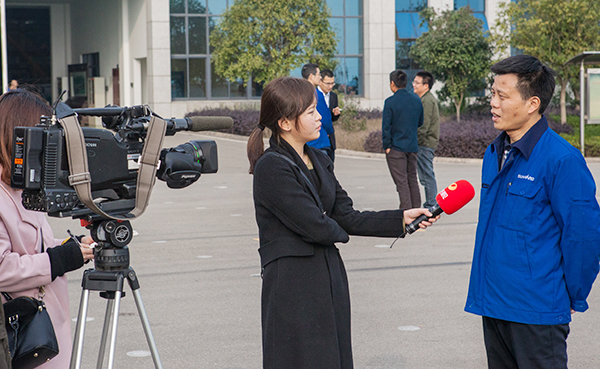 情人节牵手成功，米兰网址智能SWDM520“我爱你”出嫁了