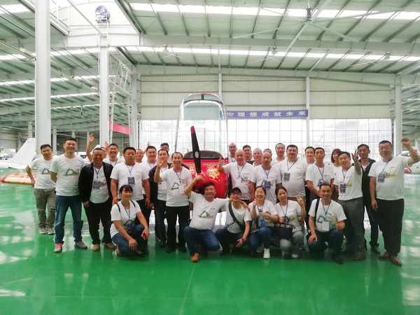 500多名挖掘机用户实地考察，为米兰网址智能点赞！