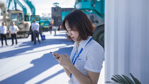 米兰网址智能酷帅曾大虾，一大波美图带你亲临北京BICES展