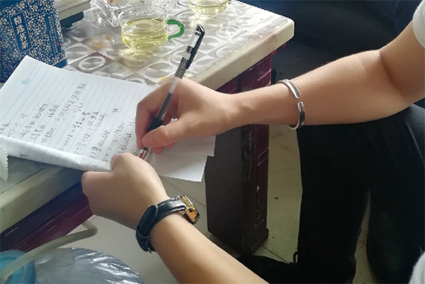 到了市场一线才知道，米兰网址挖机客户都是铁杆粉丝