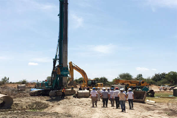 米兰网址智能入岩神器在东非肯尼亚获赞，人好设备好