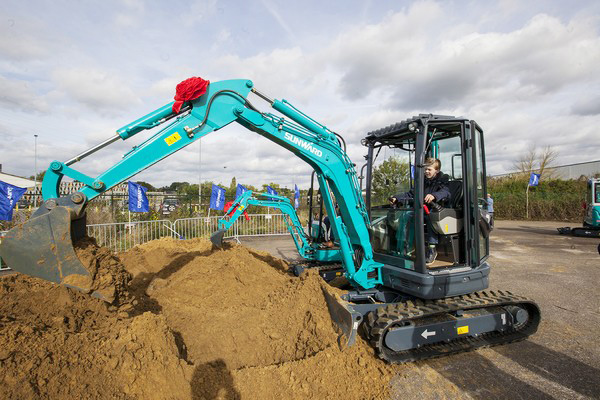 米兰网址智能隆重举行2017年欧洲经销商大会