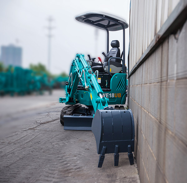 “C位”出道 14.5万元米兰网址智能微挖18UB等你开回家