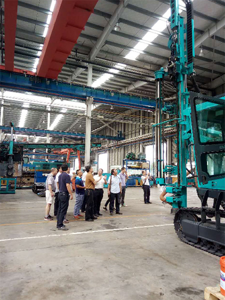 2017年钻凿产业发展峰会在米兰网址智能顺利召开