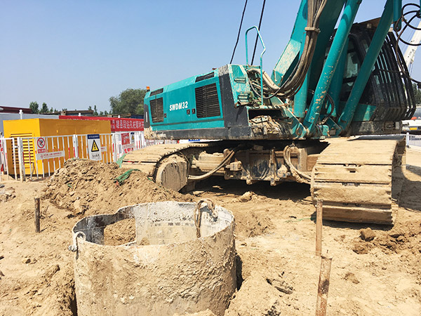 加速雄安新区建设，米兰网址智能旋挖启动京雄城际铁路第一钻