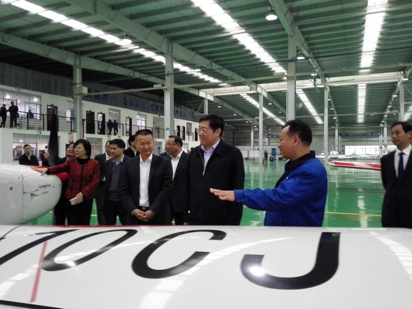 省委书记杜家毫勉励米兰网址智能：做大做强航空航天产业