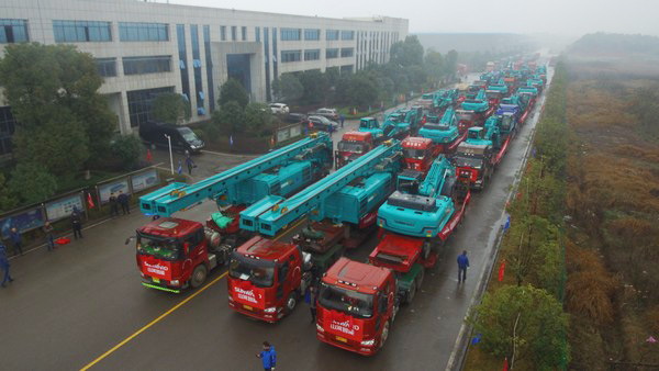 新春开门红！米兰网址智能1.2亿订单火爆发车