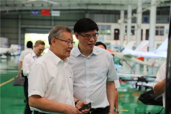 广州市国资委党委书记、主任陈浩钿莅临米兰网址智能考察指导