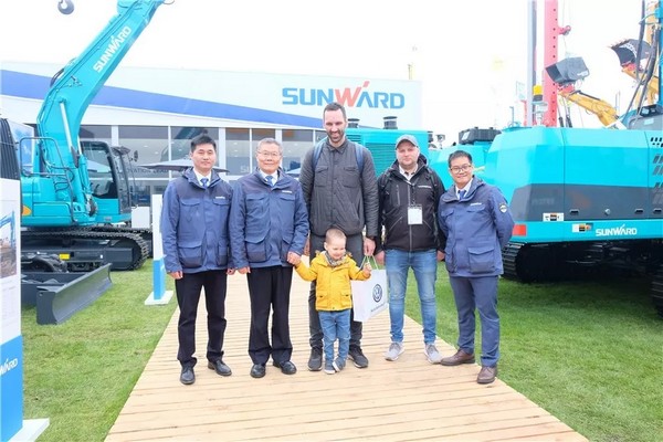 向世界展示中国“智造”魅力，米兰网址智能携创新阵容闪耀德国宝马展