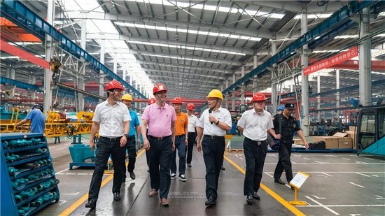 广州市国资委党委书记、主任陈浩钿莅临米兰网址智能考察指导