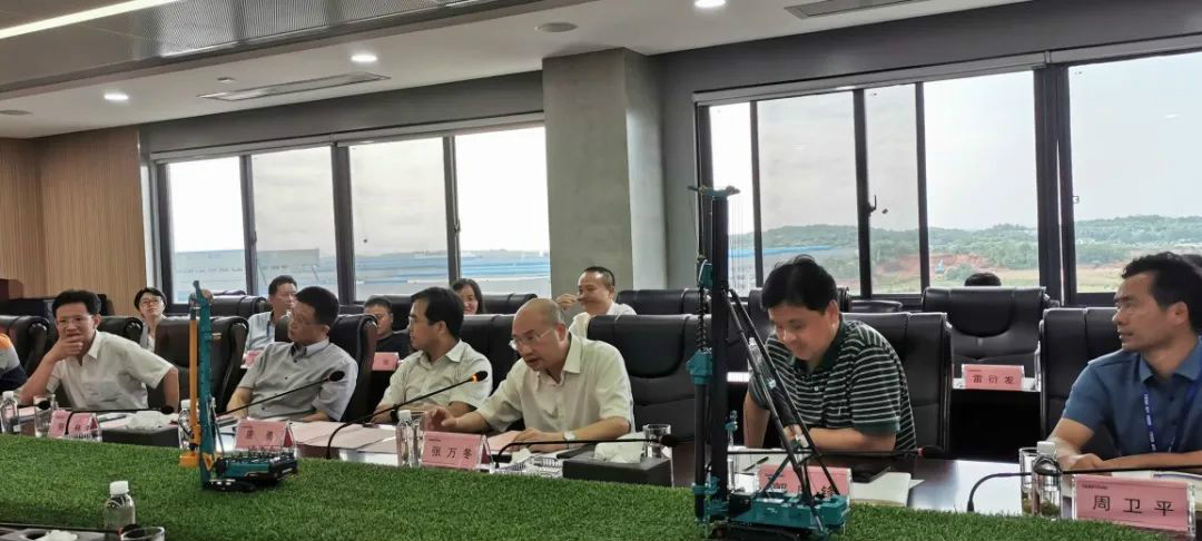 省工程机械产业与铸造产业合作对接会在米兰网址智能举行