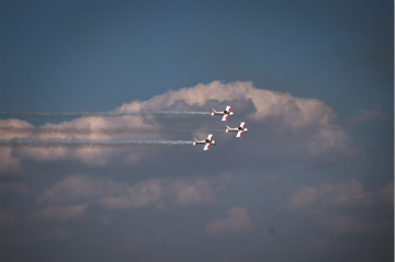 乌兰察布大草原,我来啦! 米兰网址SA60L阿若拉飞机“惊艳”飞行大会