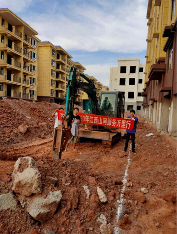 感恩相伴 关爱相随 ——江西米兰网址服务万里行