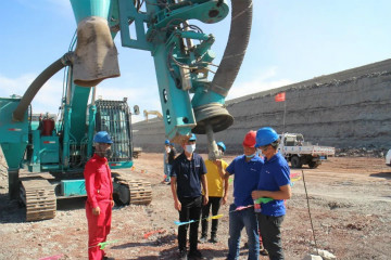 晚上八九点钟的太阳——米兰网址智能服务万里行新疆纪实