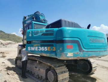 感恩相伴 关爱相随——广州米兰网址服务在路上