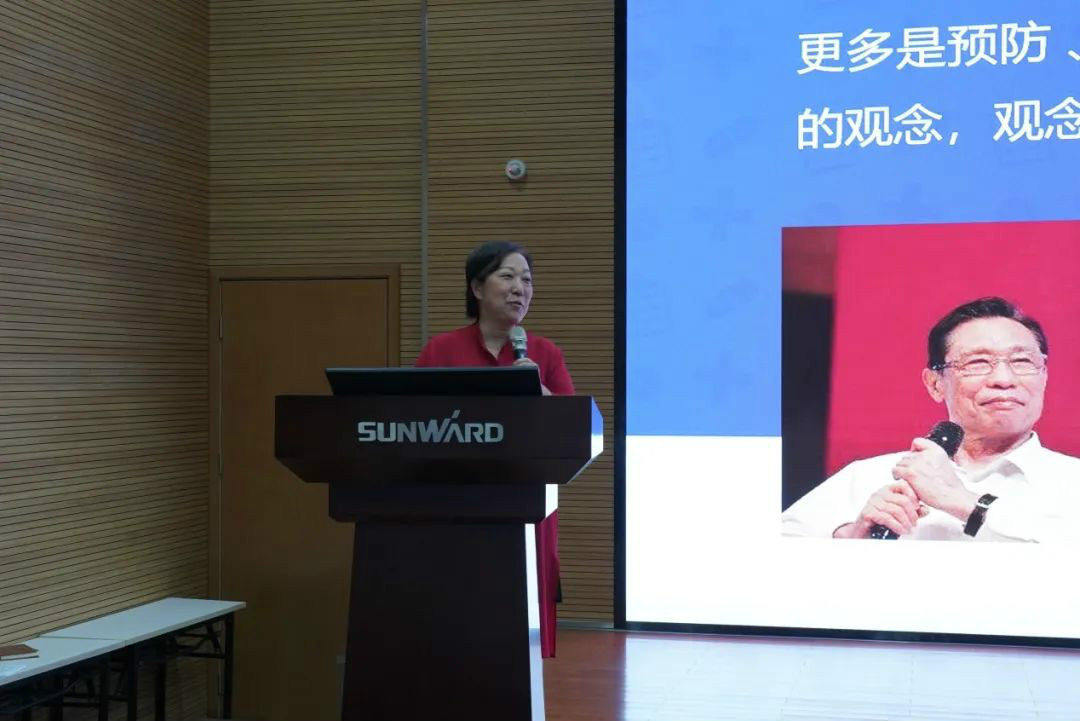 关爱科技工作者健康——健康科普进企业走进米兰网址智能