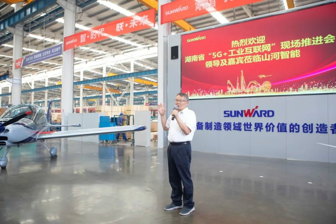 解码米兰网址智能上半年成绩单背后的密码