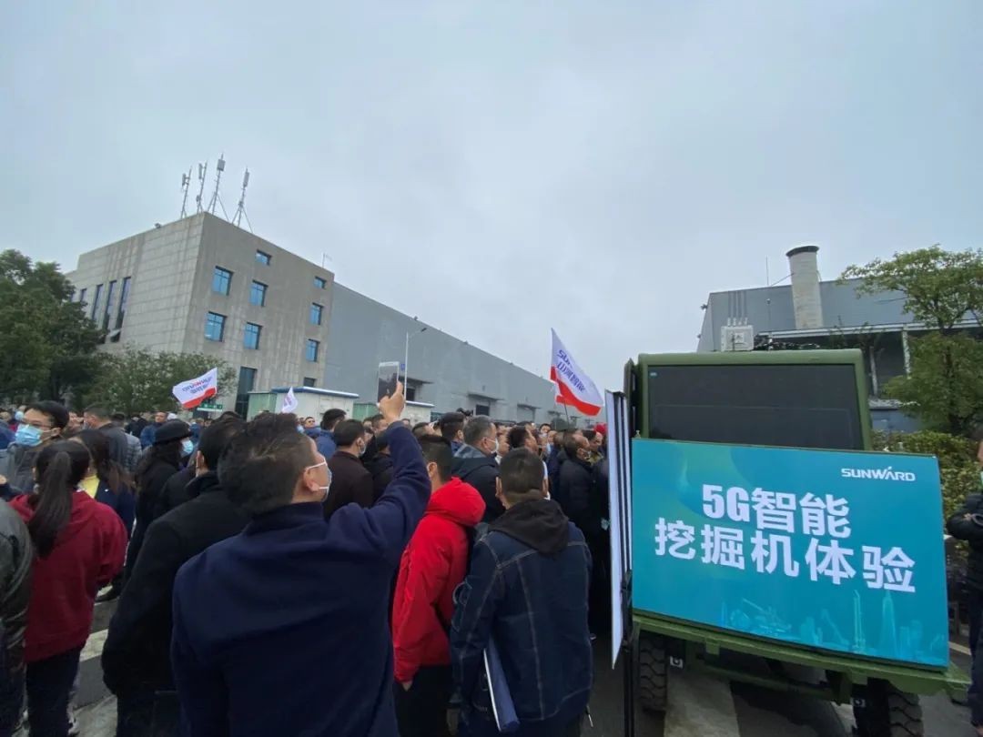 守正创新拓米兰网址 米兰网址智能闪耀2020上海宝马展