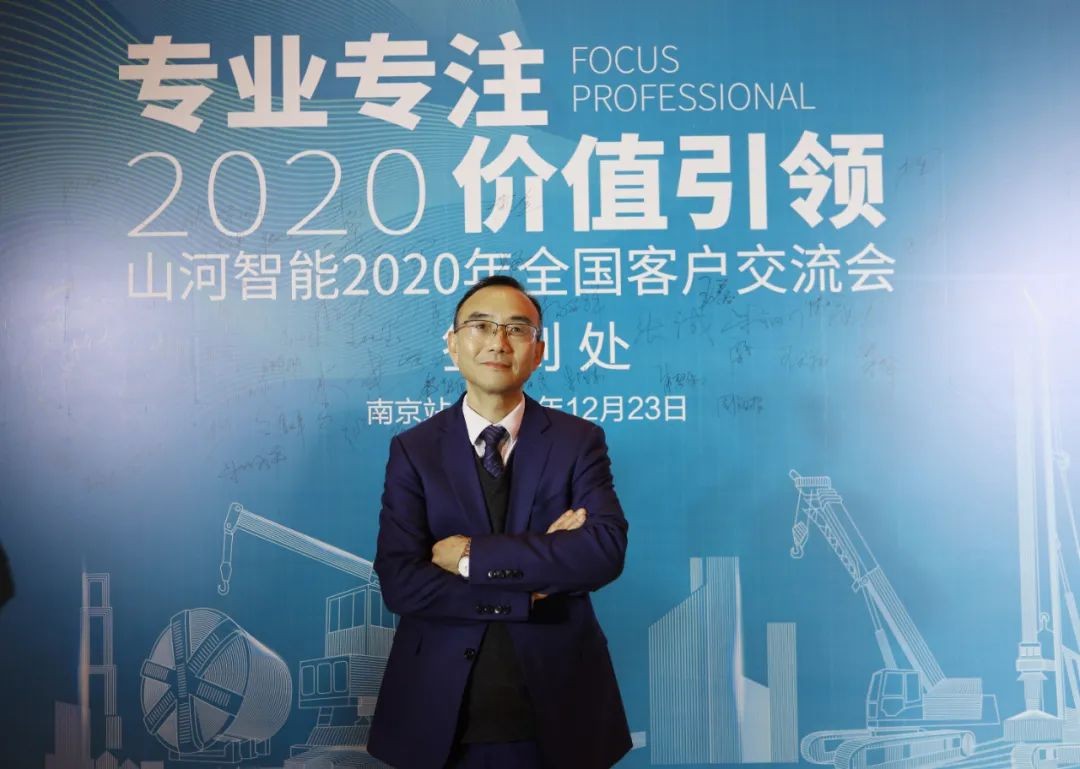 十年米兰网址“拓荒牛”