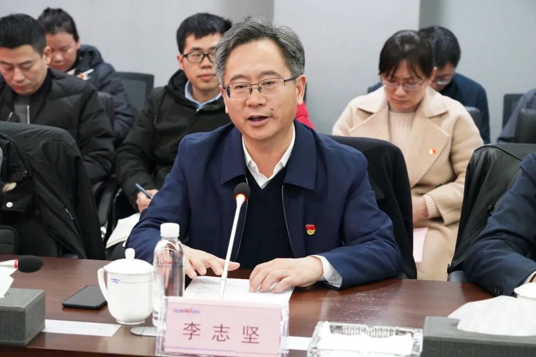 省工信厅青年干部理论学习走进米兰网址智能