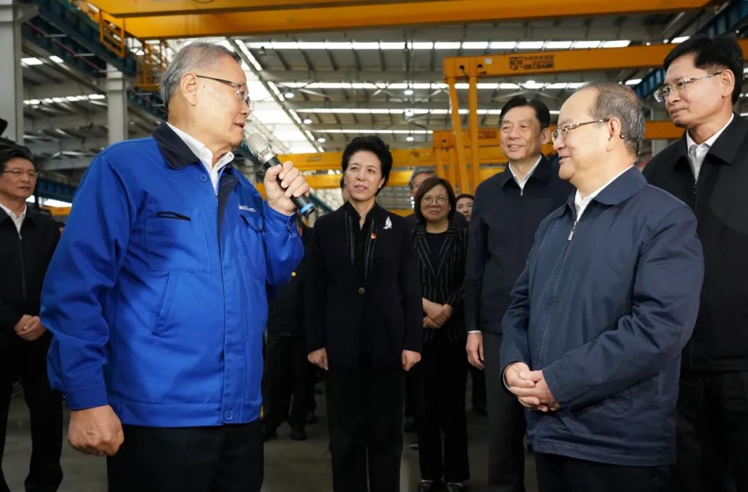 广西党政代表团考察米兰网址智能