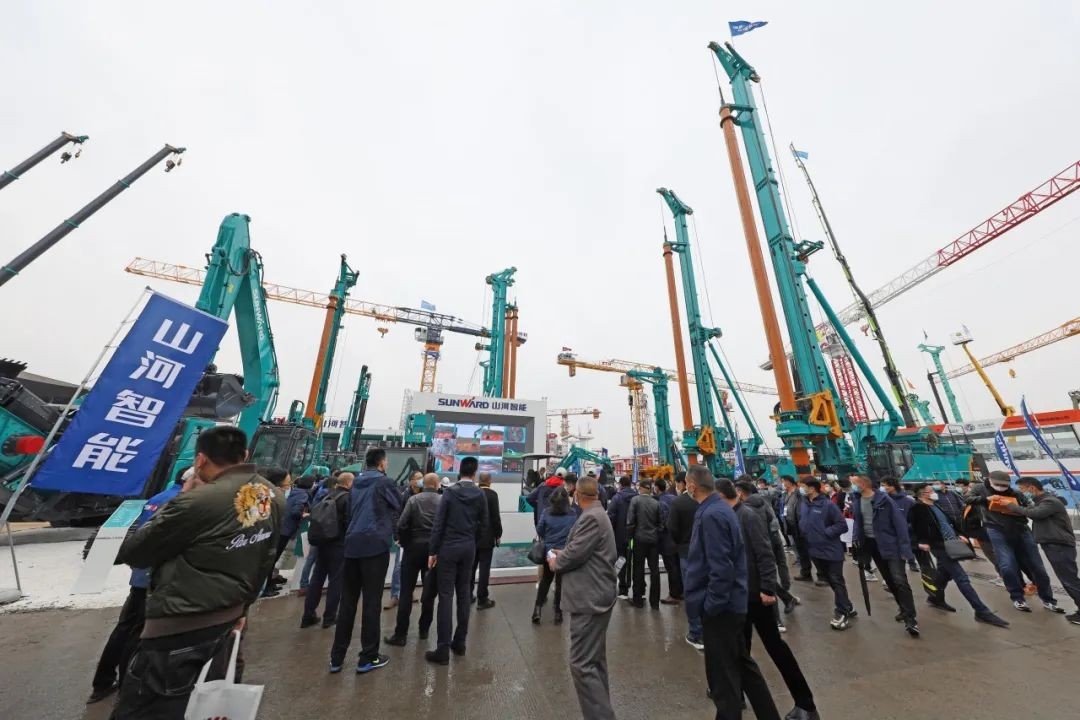 守正创新拓米兰网址 米兰网址智能闪耀2020上海宝马展