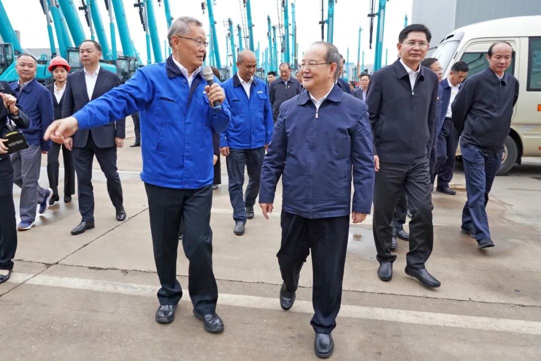 广西党政代表团考察米兰网址智能